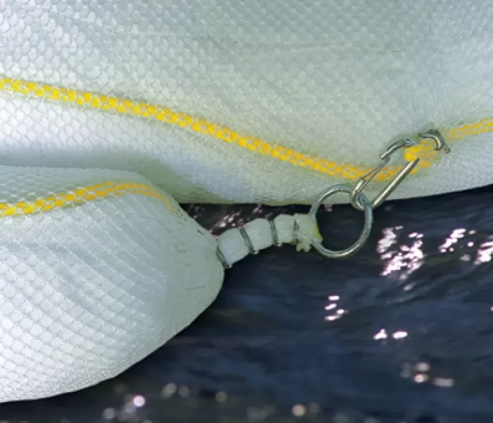 Barriere galleggianti assorbenti